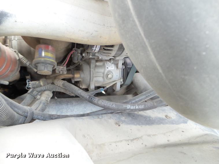 image for item DD0717 2002 GMC C7500 dump truck