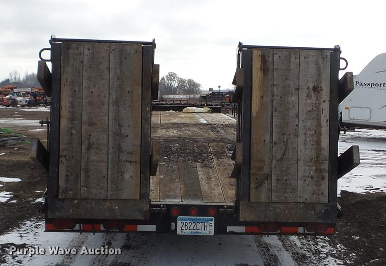 image for item DD0718 2017 Kaufman equipment trailer