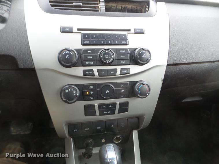 image for item DD0719 2010 Ford Focus