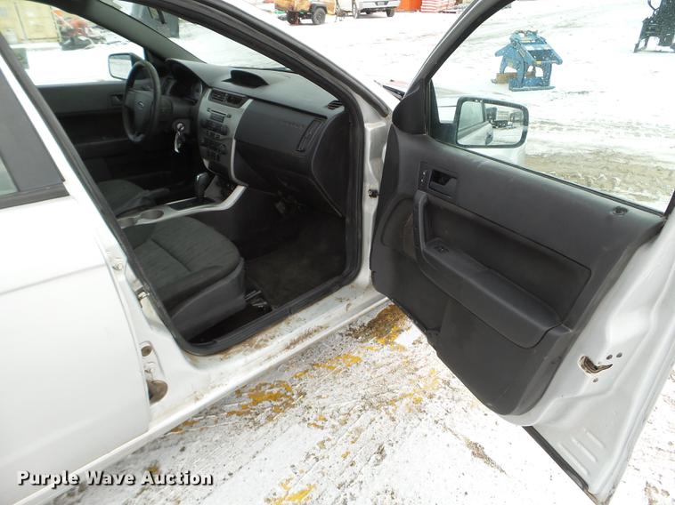 image for item DD0719 2010 Ford Focus