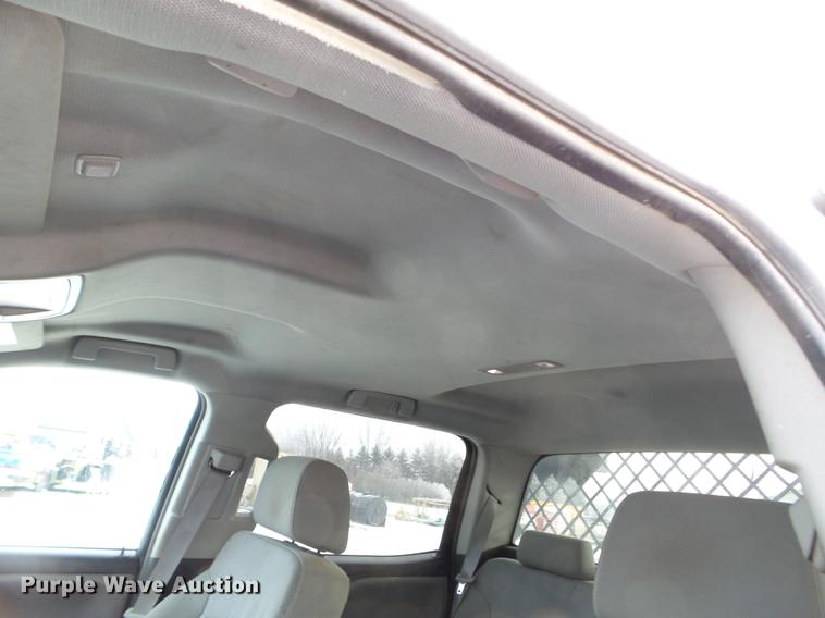 image for item DD0720 2015 Chevrolet Silverado 3500 Crew Cab flatbed pickup truck