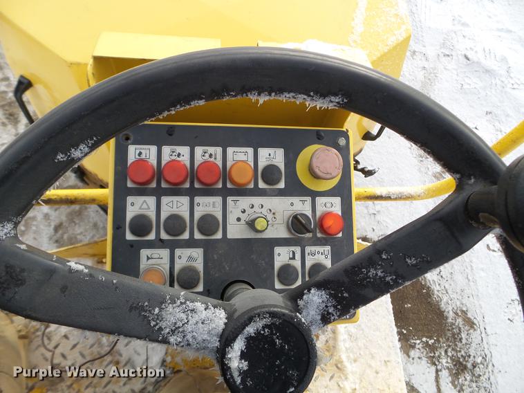 image for item DD0721 Hypac 07476B double drum vibratory roller