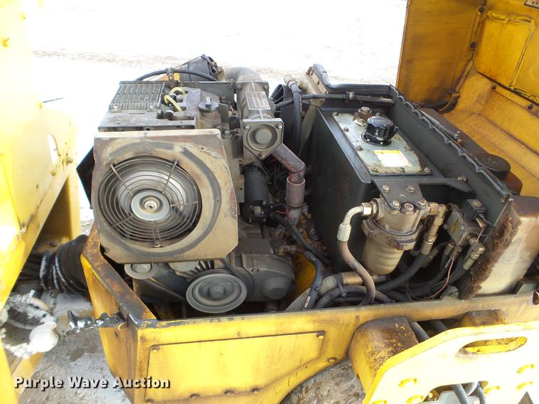 image for item DD0721 Hypac 07476B double drum vibratory roller