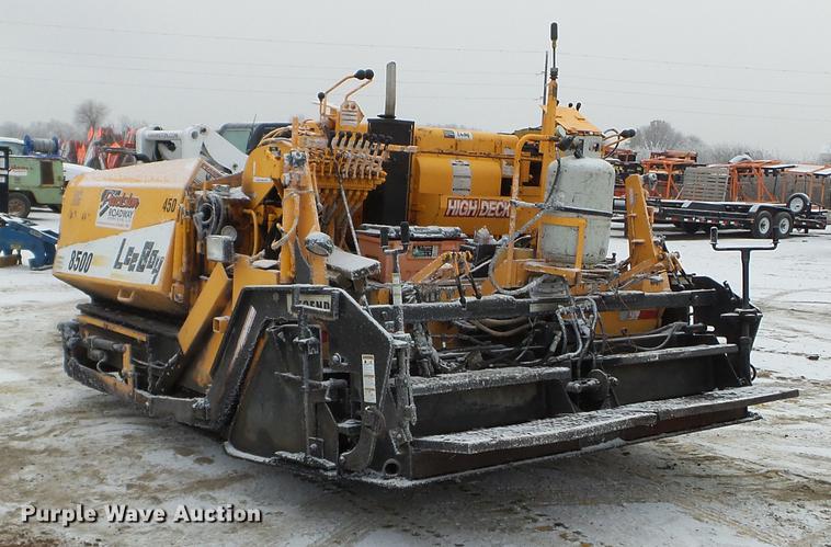 image for item DD0722 2005 Lee Boy 8500 paver