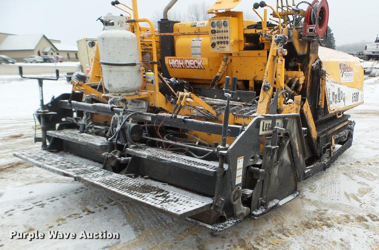 image for item DD0722 2005 Lee Boy 8500 paver