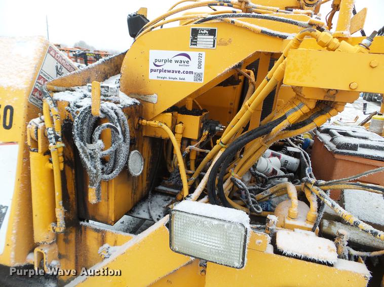 image for item DD0722 2005 Lee Boy 8500 paver