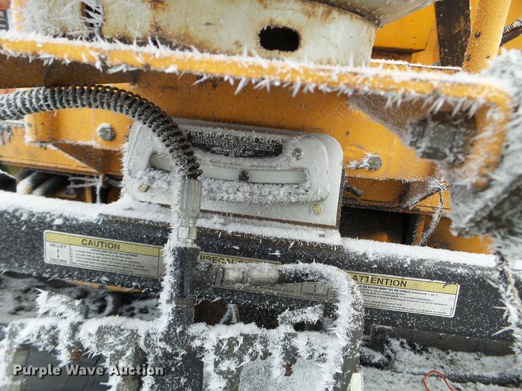 image for item DD0722 2005 Lee Boy 8500 paver