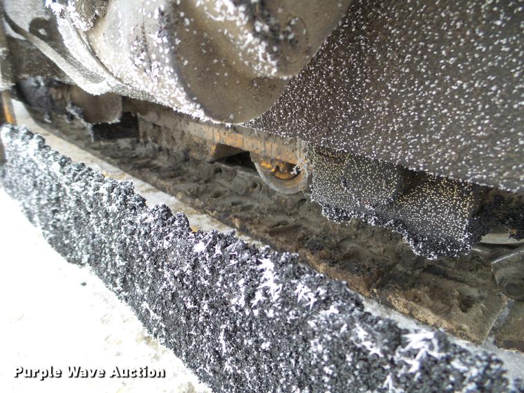 image for item DD0722 2005 Lee Boy 8500 paver