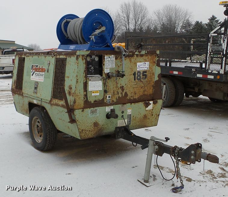 image for item DD0723 Sullair 185H air compressor