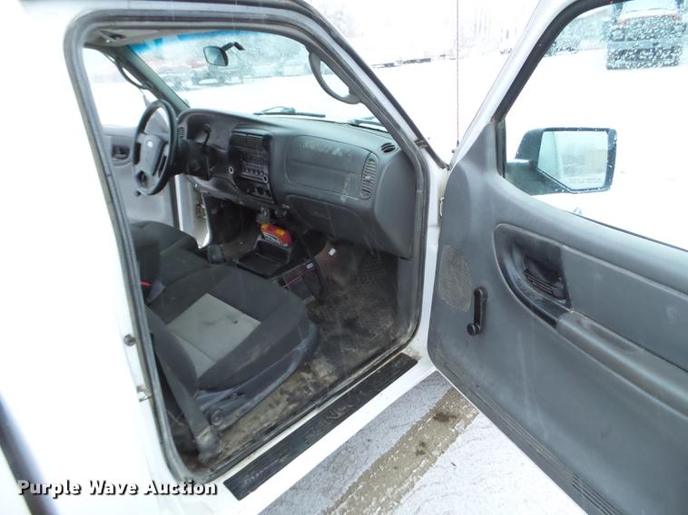 image for item DD0724 2011 Ford Ranger pickup truck