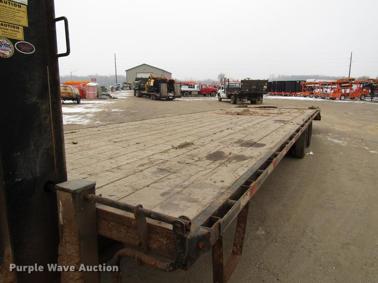 image for item DD0730 2014 Titan equipment trailer