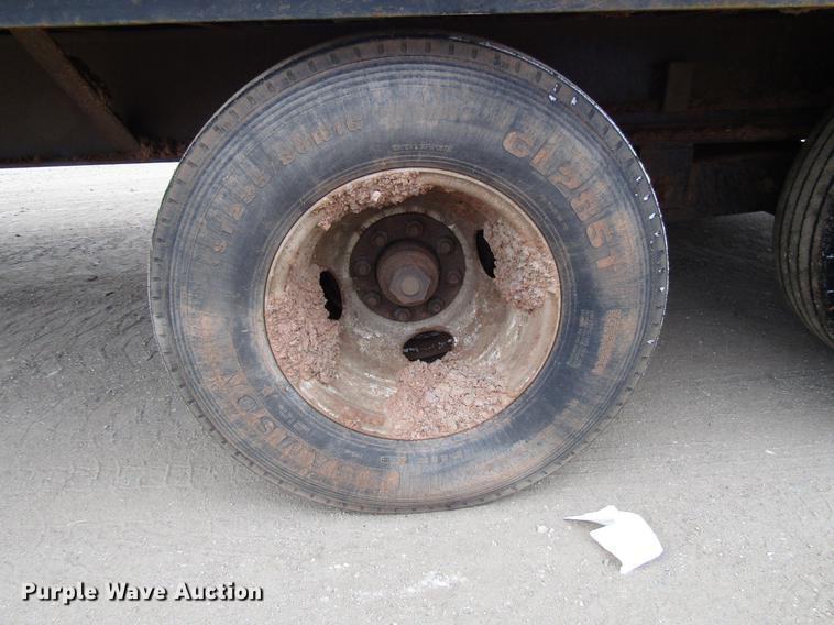 image for item DD0730 2014 Titan equipment trailer