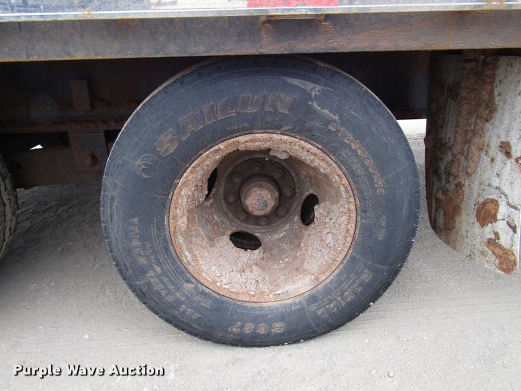 image for item DD0730 2014 Titan equipment trailer