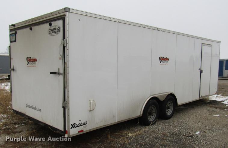 image for item DD0732 2017 Cargo Express enclosed cargo trailer
