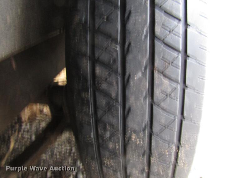 image for item DD0732 2017 Cargo Express enclosed cargo trailer