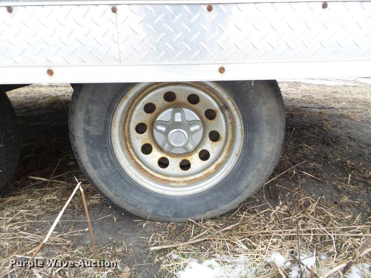 image for item DD0733 2008 Mirage enclosed cargo trailer