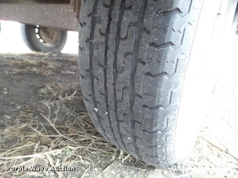 image for item DD0733 2008 Mirage enclosed cargo trailer