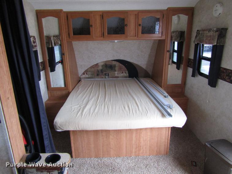 image for item DD0734 2008 Keystone Passport Ultra Lite 280BH camper