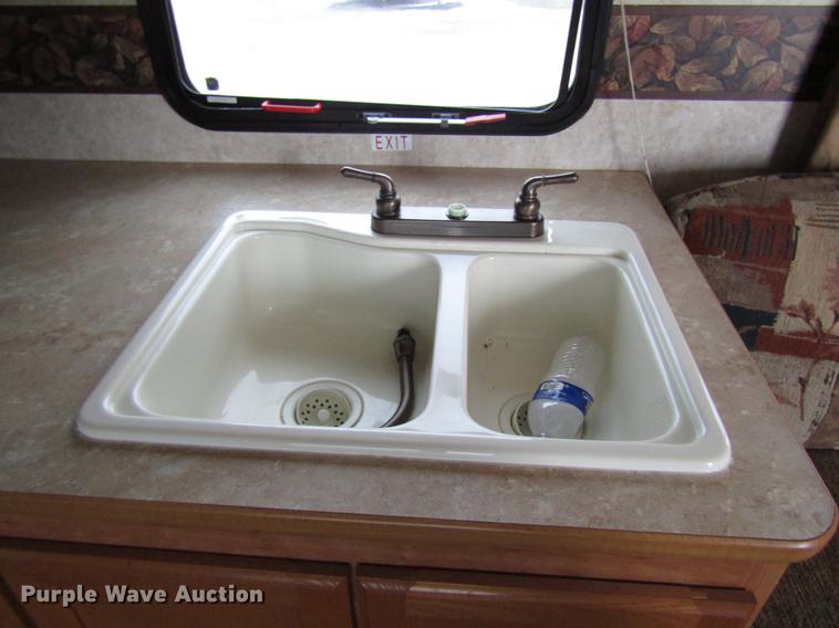 image for item DD0734 2008 Keystone Passport Ultra Lite 280BH camper