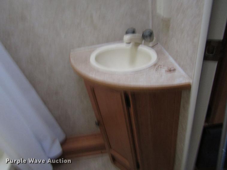 image for item DD0734 2008 Keystone Passport Ultra Lite 280BH camper