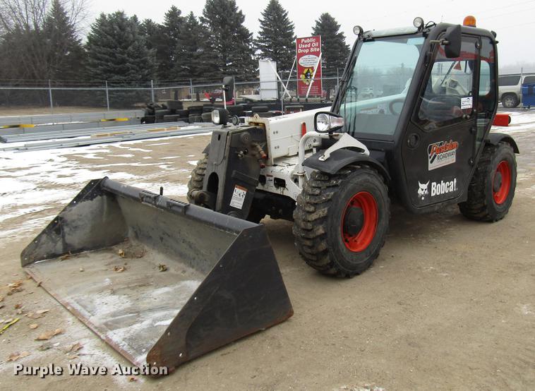 image for item DD0735 2014 Bobcat V417 telehandler