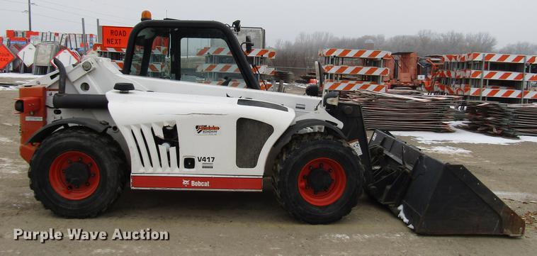 image for item DD0735 2014 Bobcat V417 telehandler