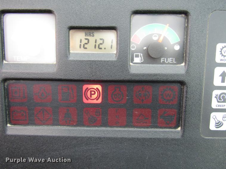 image for item DD0735 2014 Bobcat V417 telehandler