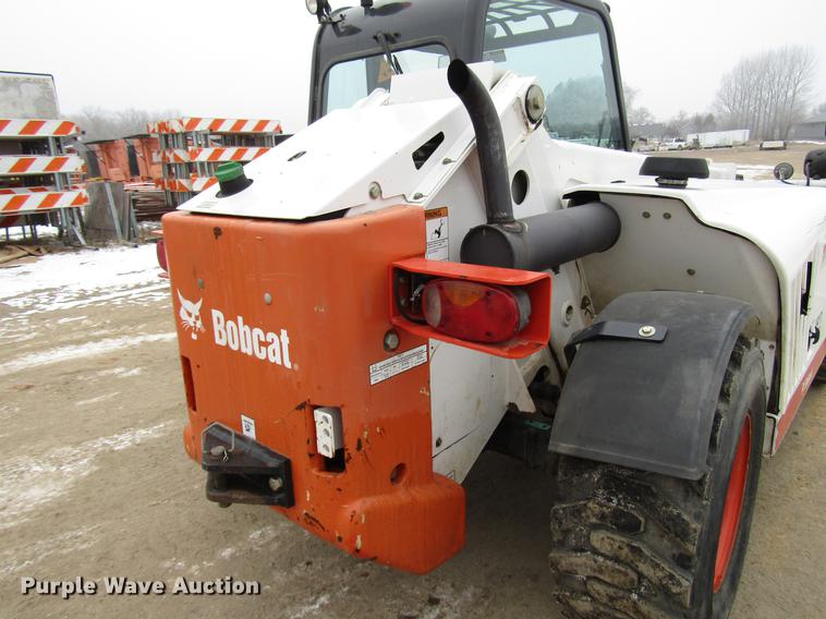 image for item DD0735 2014 Bobcat V417 telehandler