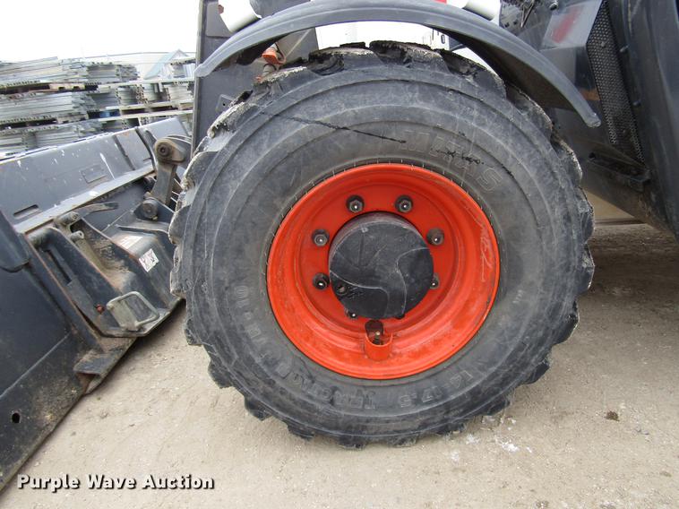 image for item DD0735 2014 Bobcat V417 telehandler