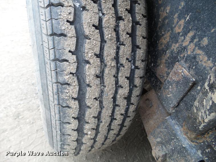 image for item DD0736 2013 PJ utility trailer