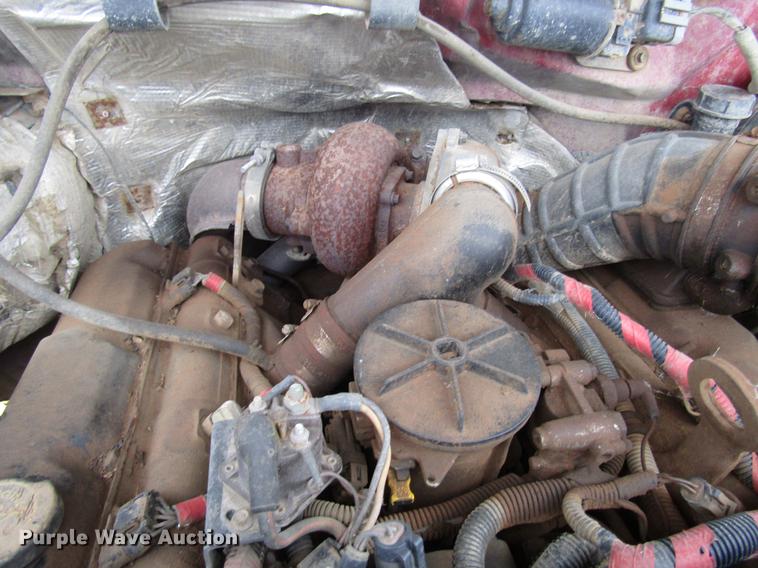 image for item DD0738 1997 Ford F350 flatbed pickup truck