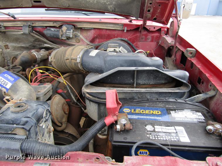 image for item DD0738 1997 Ford F350 flatbed pickup truck