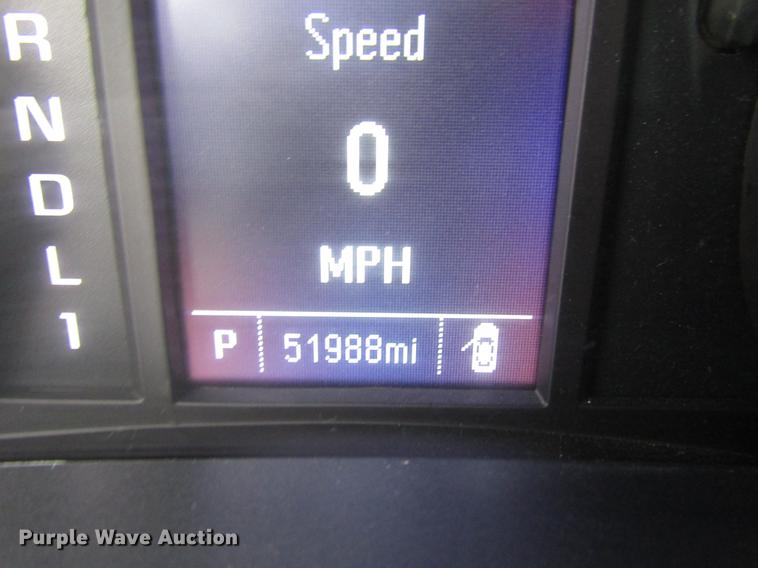 image for item DD0739 2017 Chevrolet Silverado 3500 Crew Cab flatbed pickup truck