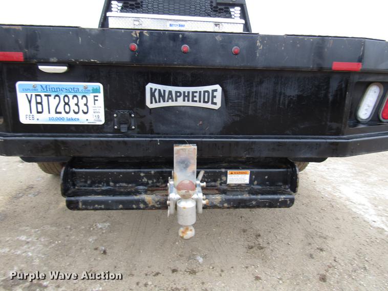 image for item DD0739 2017 Chevrolet Silverado 3500 Crew Cab flatbed pickup truck