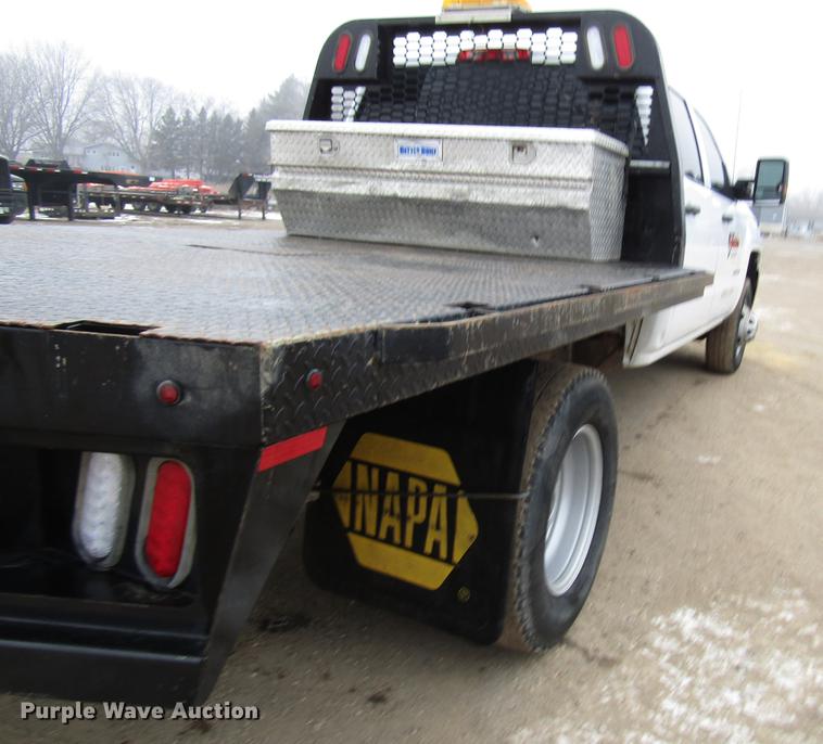 image for item DD0739 2017 Chevrolet Silverado 3500 Crew Cab flatbed pickup truck