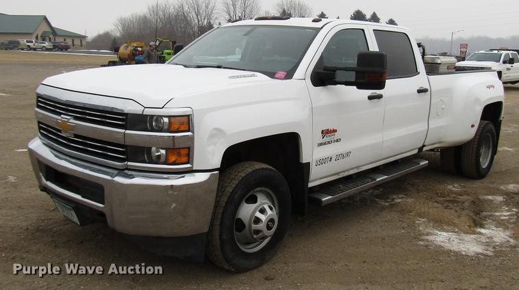 image for item DD0740 2016 Chevrolet Silverado 3500 Crew Cab pickup truck