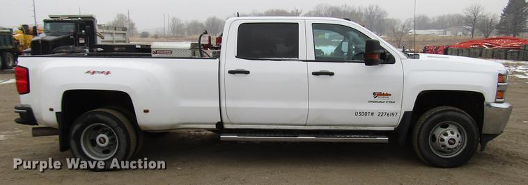 image for item DD0740 2016 Chevrolet Silverado 3500 Crew Cab pickup truck