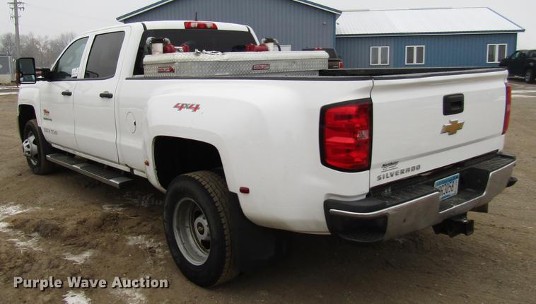 image for item DD0740 2016 Chevrolet Silverado 3500 Crew Cab pickup truck