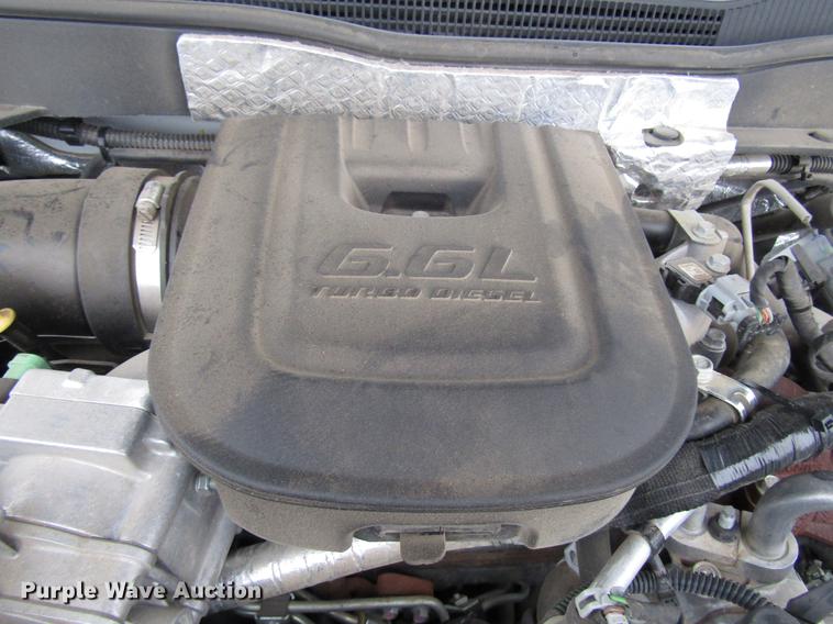 image for item DD0740 2016 Chevrolet Silverado 3500 Crew Cab pickup truck