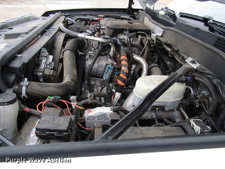 image for item DD0740 2016 Chevrolet Silverado 3500 Crew Cab pickup truck