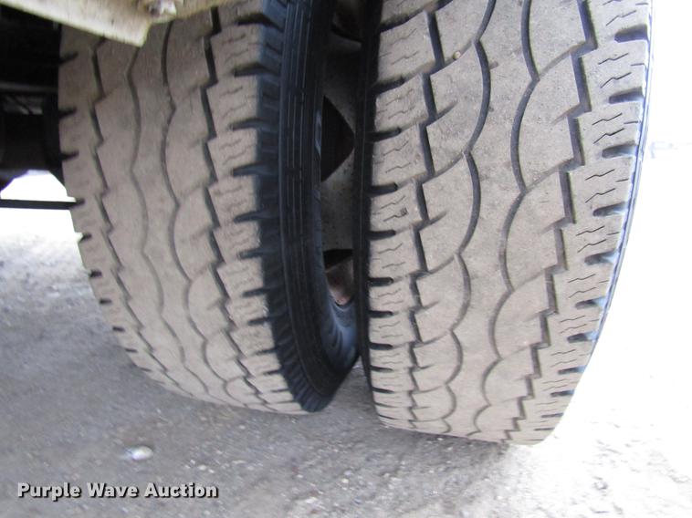 image for item DD0740 2016 Chevrolet Silverado 3500 Crew Cab pickup truck