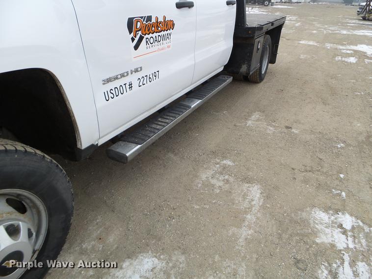 image for item DD0741 2015 Chevrolet Silverado 3500HD Crew Cab flatbed pickup truck