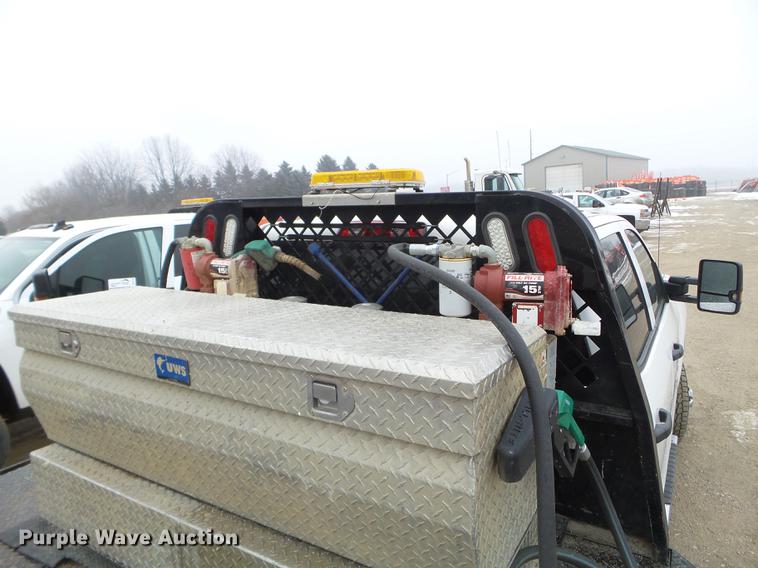 image for item DD0741 2015 Chevrolet Silverado 3500HD Crew Cab flatbed pickup truck