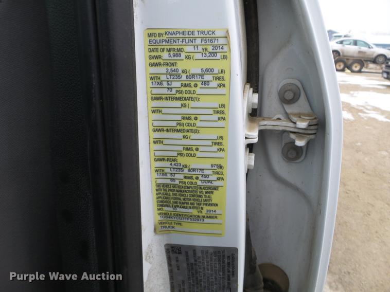 image for item DD0741 2015 Chevrolet Silverado 3500HD Crew Cab flatbed pickup truck