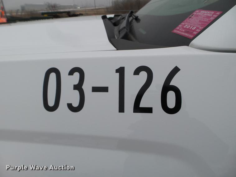 image for item DD0741 2015 Chevrolet Silverado 3500HD Crew Cab flatbed pickup truck