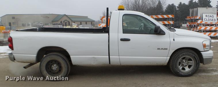 image for item DD0742 2008 Dodge Ram 1500 pickup truck