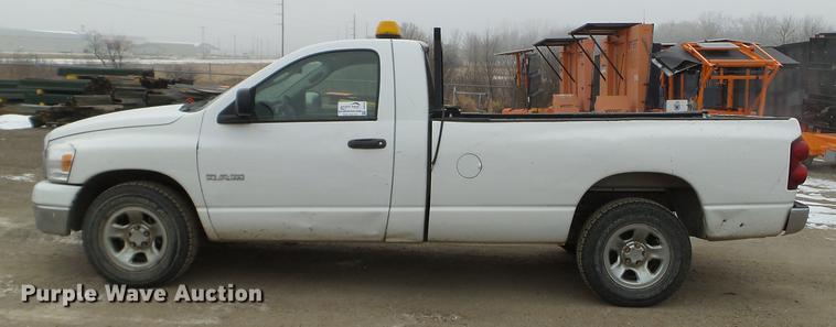 image for item DD0742 2008 Dodge Ram 1500 pickup truck