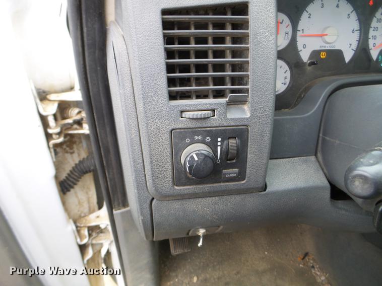 image for item DD0742 2008 Dodge Ram 1500 pickup truck