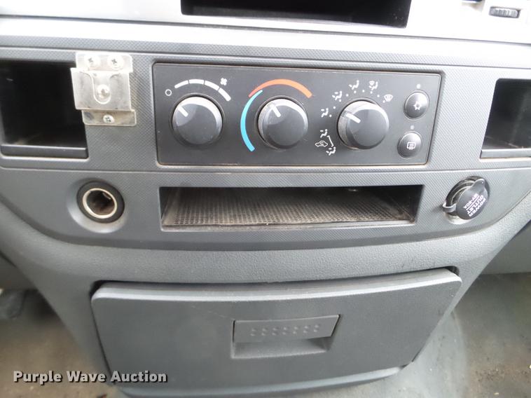 image for item DD0742 2008 Dodge Ram 1500 pickup truck