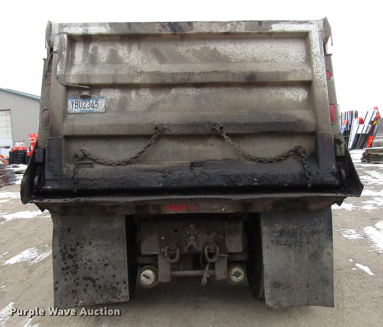 image for item DD0743 1995 Kenworth T600 dump truck